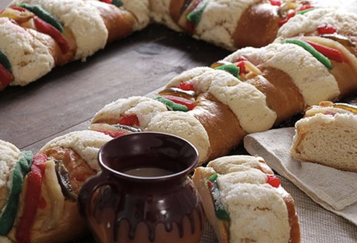 La Rosca de Reyes es una tradición mexicana cercana a la Navidad